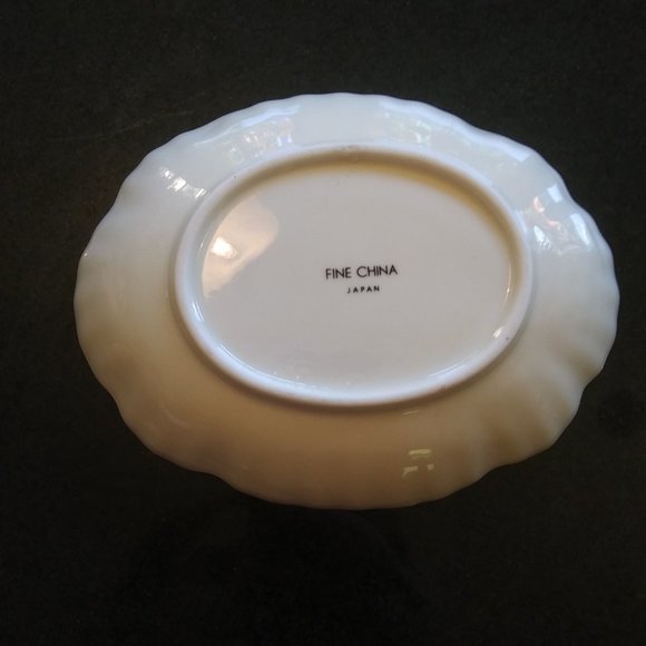 Made in Japan Porcelain Ware Bon Bon Candy trinket dish Holly Christmas - Picture 9 of 15